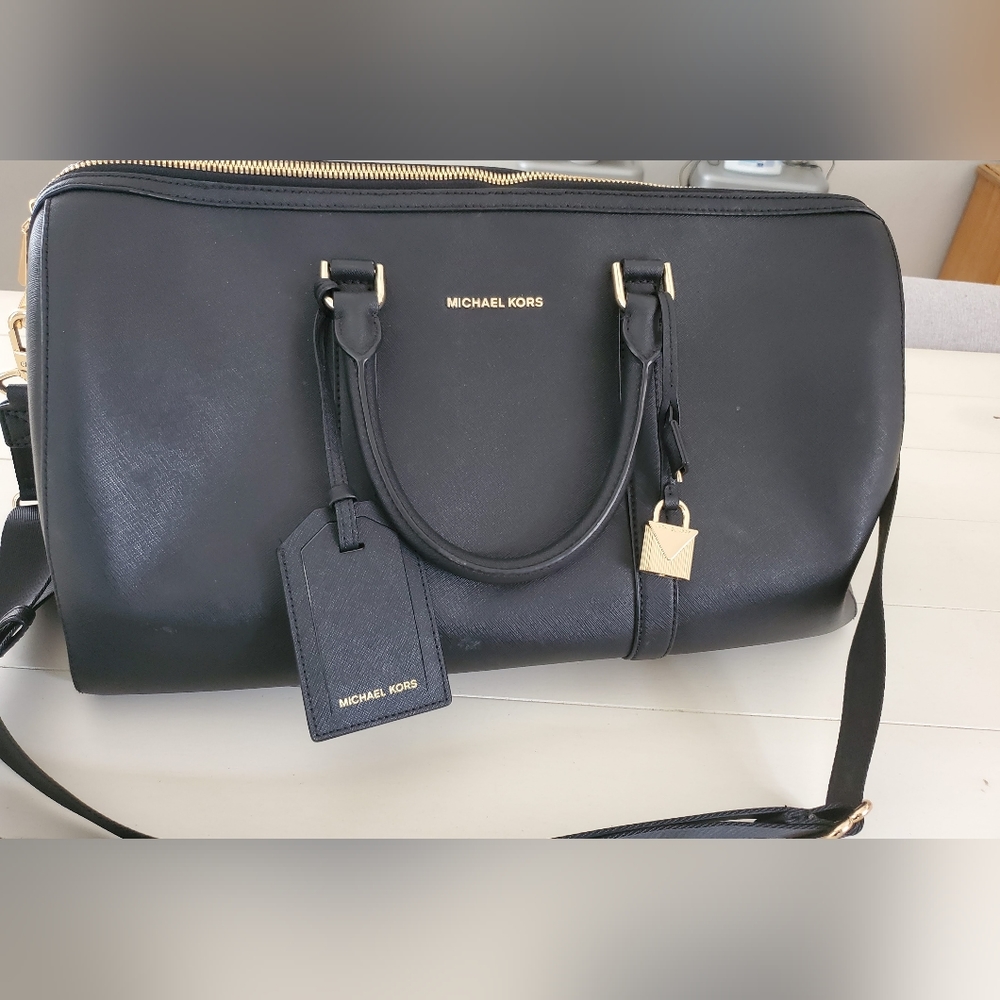Michael Kors Jet Set Travel Leather Weekender